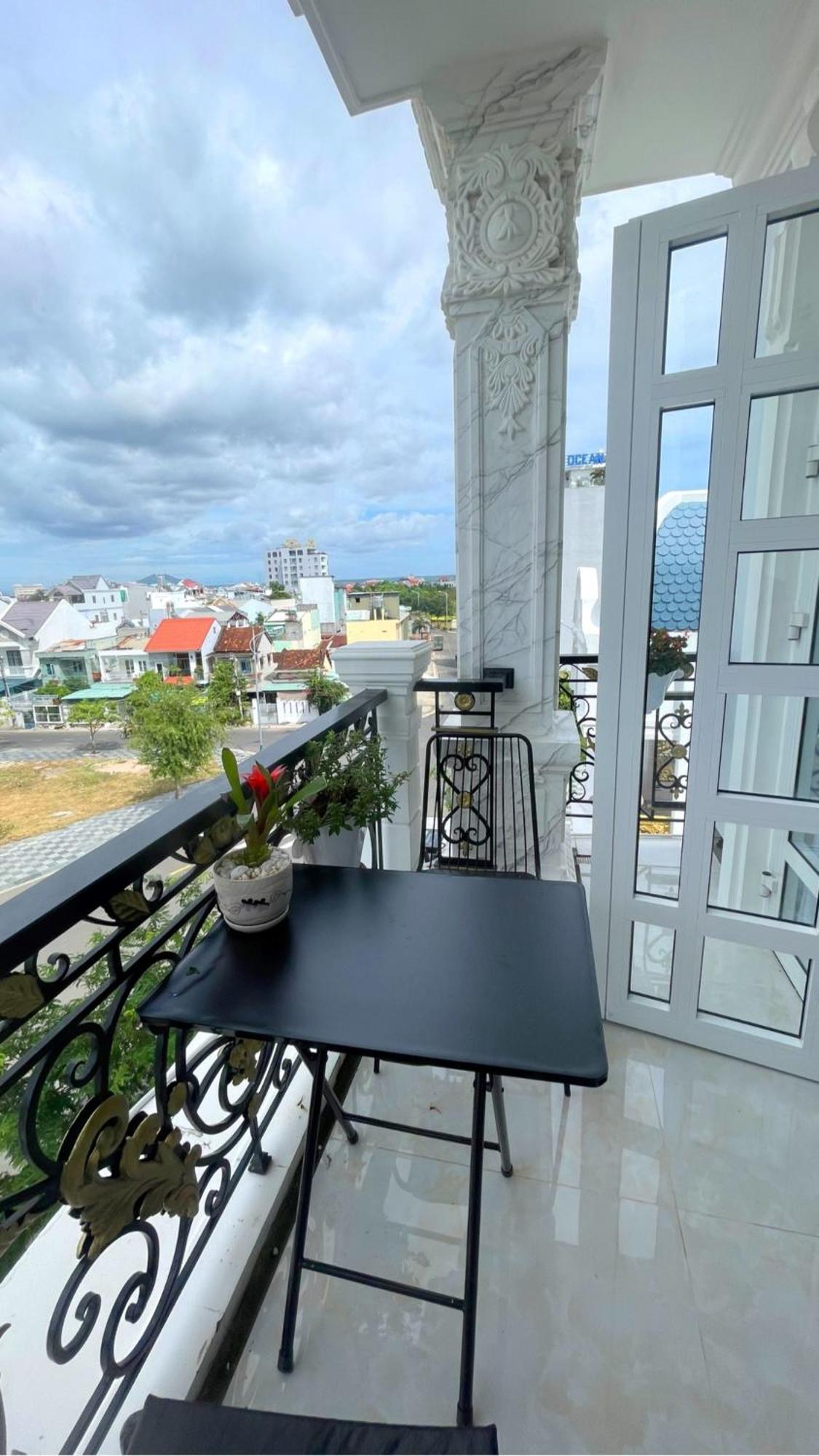 Queen Sea Hotel 판티엣 외부 사진